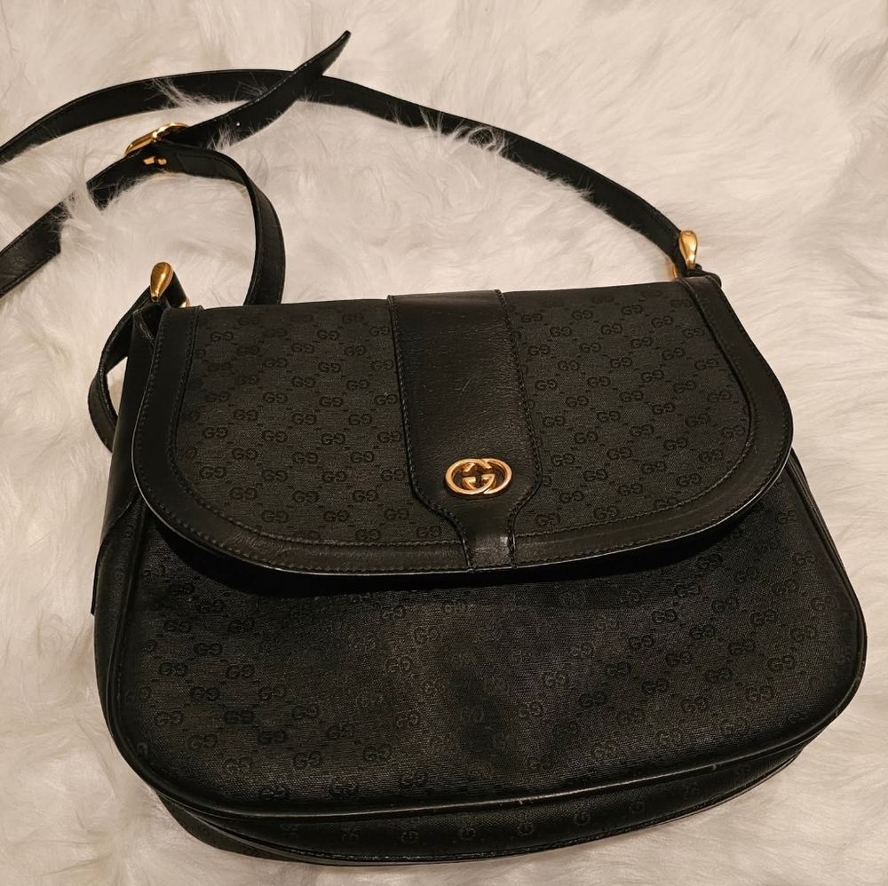 Gucci Black Vintage Shoulder / Crossbody Bag with Gold Emblem